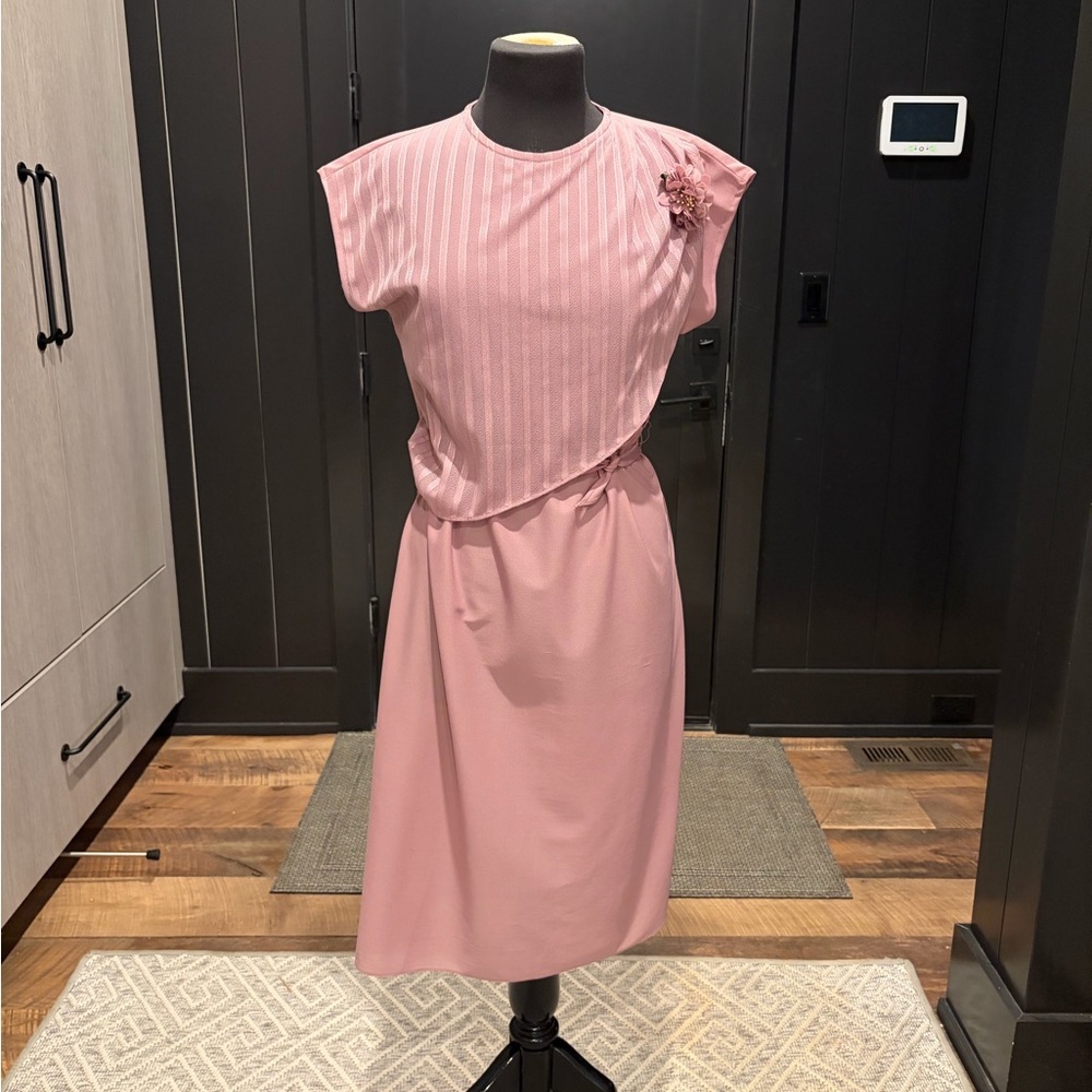Vintage Dusty Rose Midi Dress Floral Shoulder Accent Size 12 - Picture 1 of 3